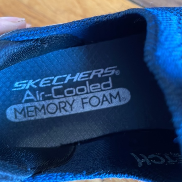 Kids Skechers shoes - Picture 5 of 6